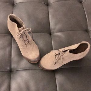 TOMS boots